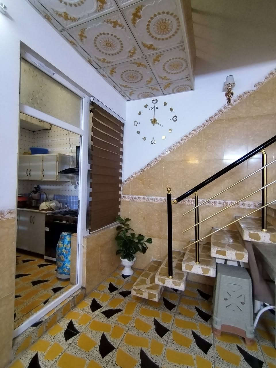 بيت للبيع المساحه 125 متر نظيف فرمانبران للتعامل مباشر مع صاحب البيت


**إذا كنت صاحب هذا الإعلان وتريد حذفه لأي سبب، رجاءا أرسل رسالة إلى الدعم الفني**