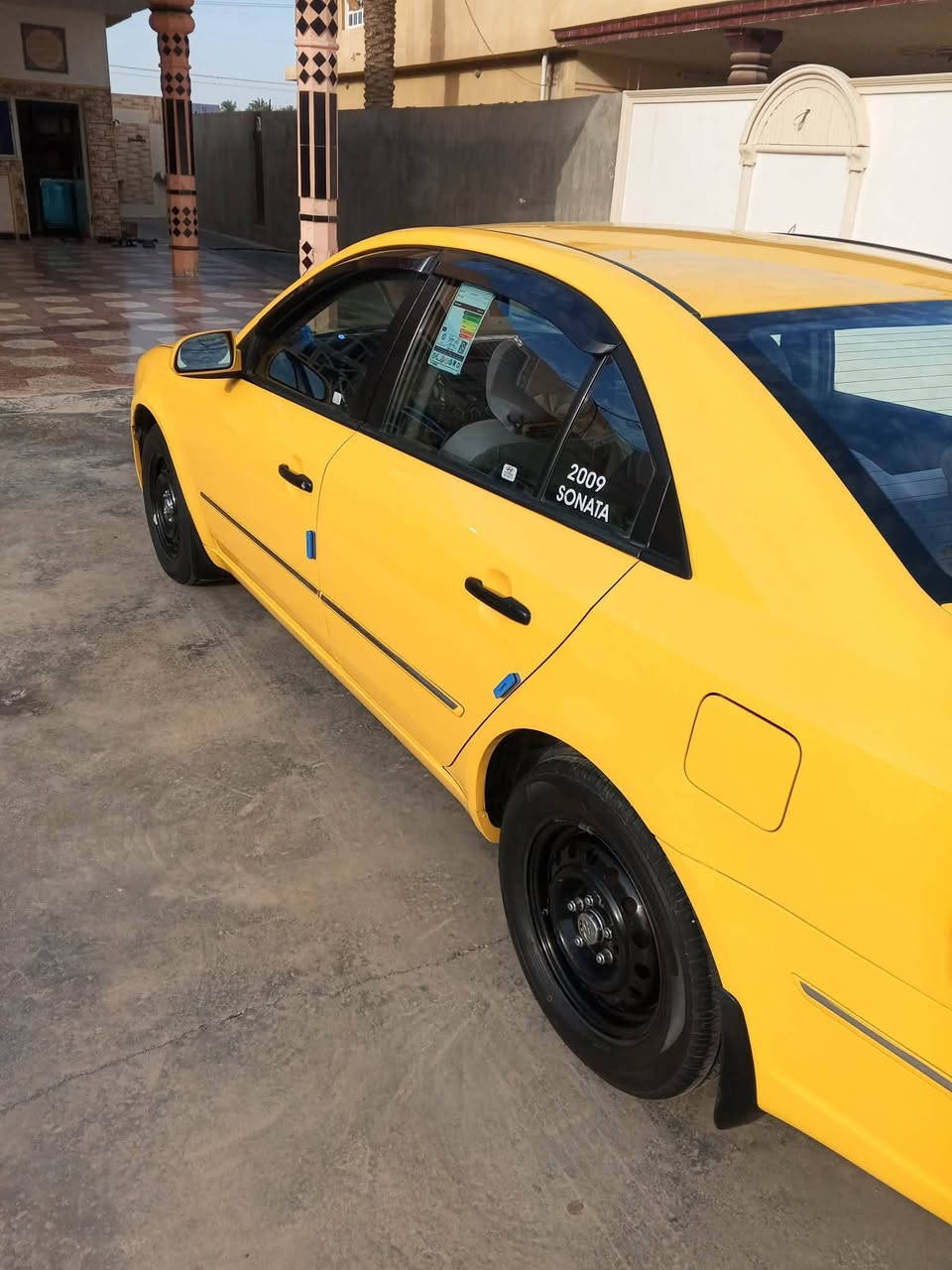 اسلام عليكم سوناتا 2009 خليجي تكسي رقم صلاح الدين محرك 2400 كير 5نمر خير من الله سيارة حلوة مال جناي تخم تاير ترايك وين متريد تبريد شغال باسمي تحويل مباشر السعر 105 وبيها مجال للاستفسار الاتصال على *********** او ***********
