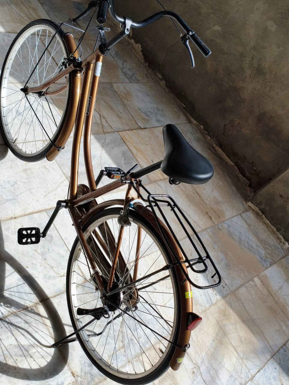 بايسكل للبيع نضيف وجاهز من شركة (سانتوس) مكاني البصره فضاء المدينه الهوير السعر ١٣٥ وبي مجال واتساب او ماسنجر ***********
