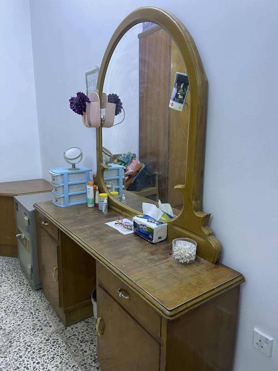 غرفة صاج تكمة تفصال نضيفة بدون ضرر  السعر ٤٠٠ وبيها مجال


**إذا كنت صاحب هذا الإعلان وتريد حذفه لأي سبب، رجاءا أرسل رسالة إلى الدعم الفني**