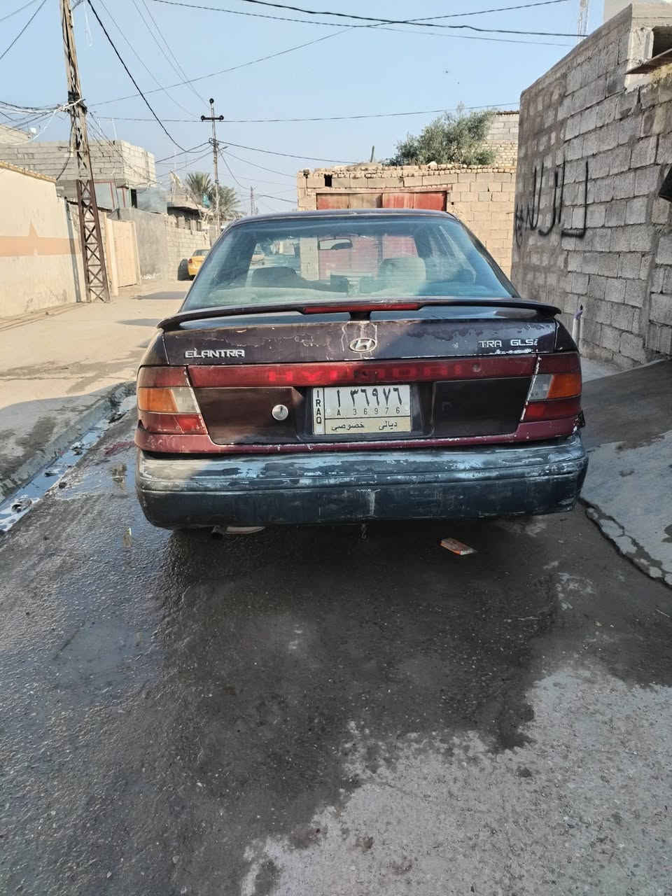 للبيع موديل 92 سنويه من 23 السياره بيه تبخير السعر 18  وبيه مجال
***********
