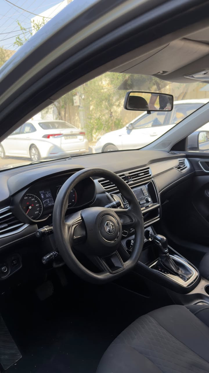 ♦️نوع السيارة : ام جي  MG 🚗
♦️الفئة : 5  
♦️سنة الصنع2022
♦️اللون : سلفر      
♦️عداد المسافة : 142الف كيلو 
♦️عدد الاسطوانات : اربعه سلندر 
♦️حجم المكينة : 1️⃣5️⃣0️⃣0️⃣CC
♦️رقم السياره : بغداد 
⛔️بيها حالوب و ضربه صبغ شبر مأشر عليها بصوره
🟥مواصفات السياره 🟥
✳️مثبت سرعه 
✳️حساس قياس  ضغط الاطارات 
✳️تبريد ثلج الحمدلله 
✳️ كير محرك صدر كله على وضع الشركه 
✳️الــســعـر77 ورقه   بيها مجال بسيط بسمي تحويل ثاني يو م  
وتساب:***********
