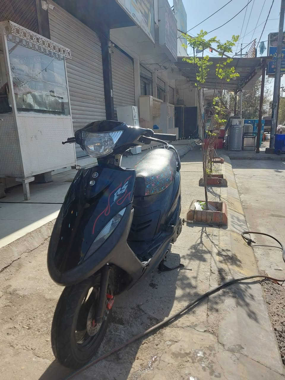 ماكس عدله محرك مكفول ٤٩ بلادي كهربائيات  وسلف هندر شغال تفحص واي اشتري السعر ٧٠٠ بيها مجال قليل العنوان كركوك مصلى خلف الجبهه التركمانيه مجمع أدوات لاستفسار ***********
