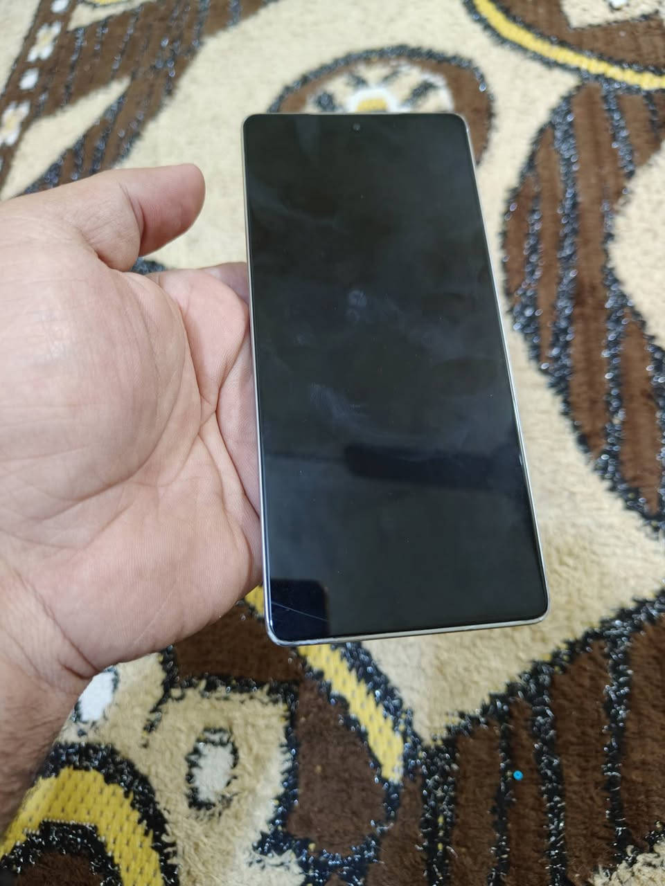 السلام عليكم تكنو كامون 30بروو مكفول من كلشي فقط تلفون الفلاش ميشتغل وبي شخط زغير بشاشه موضحه بصوره تلفون نضيف لا كسر ولا فطر فقط شخط للبيع او المراوس السعر ب190
مكاني النجف ناحية الحريه ***********
