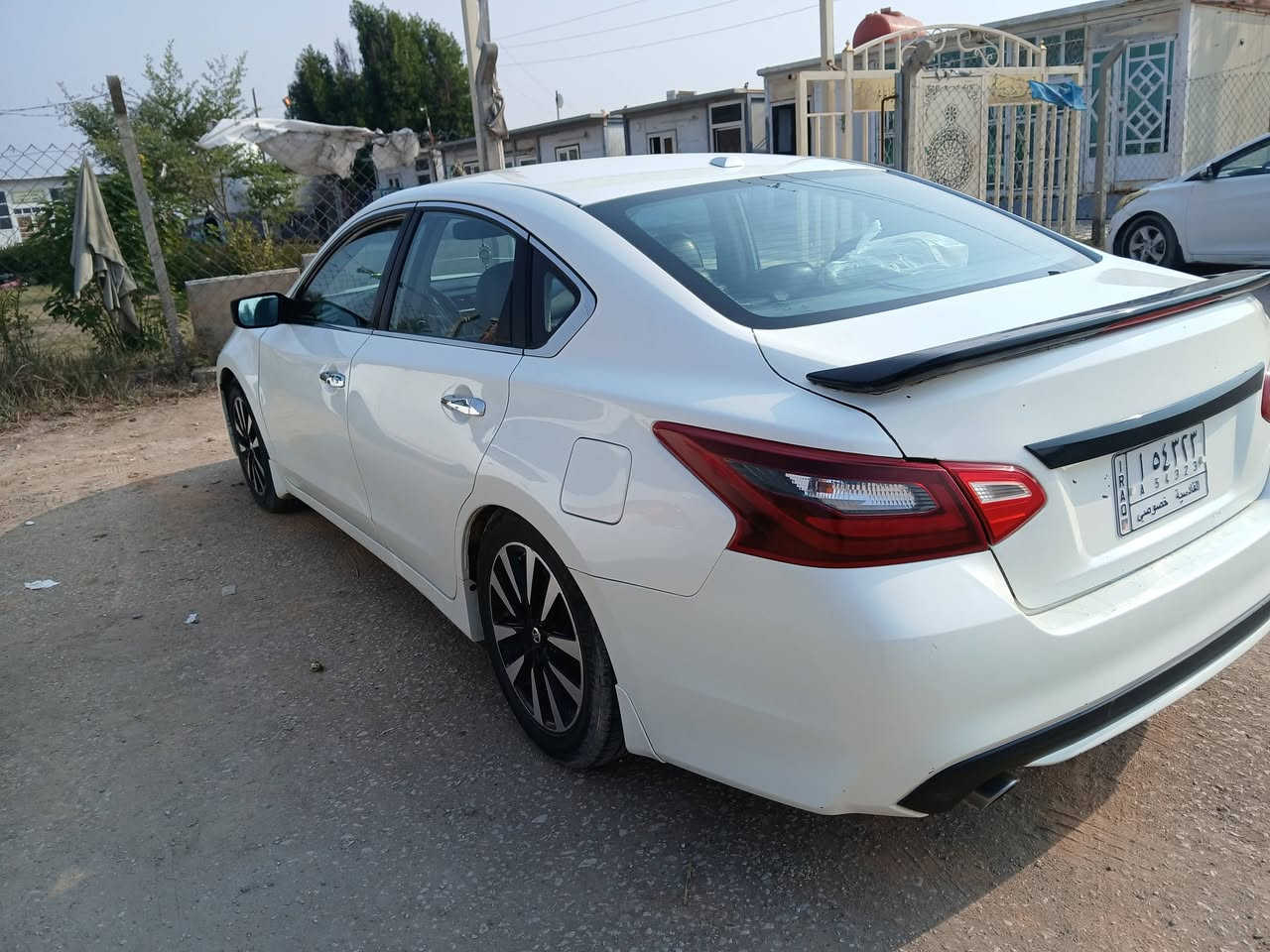 السلام عليكم 
رقم السياره قادسيه قادسيه
نيسان التيما موديل 2018 للبيع 
 مواصفات فئةً SR
مواصفات : 
تشغيل عن بعد 
ستيرن تحكم 
باب بصمة 
صندوق بصمة
كشن كهرباء 
كشنات تدفئة 
شفتات ستيرن
كاميرا خلفيه 
لايت زينون 
مانع انزلاق
سعر120ورقه وبيه مجال
اتصل وتدلل 
سياره وارد امريكي 
حدث في أمريكا بنيد فقط
حدث في العراق قبق جنطه وجاملغ اليمن بي شبر
مكان السياره النجف الإشراف 
***********
***********
