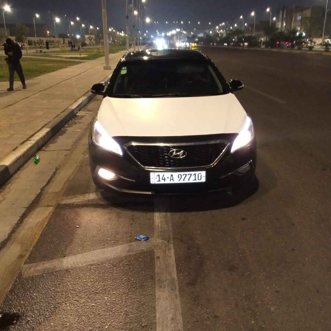 سوناتا مديل 2015وارد امريكي بنيد وجاملغ بدون دواخل مكينه بيها صوت اول ماشغل كير حداده كفاله ماشيه 124رقم بصره دولي راعيها جاريي فول مواصفات ماعده تنته *********** سعر 97وبيها مجال 
سنويتها 28عنوان بصره كوت الحجاج
