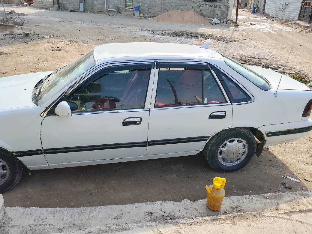 سلام عليكم سياره برس موديل 1995 رقم بغداد مصبوقه جماليه فقط السعر 40 وبيها مجال  *********** بغداد, العراق
