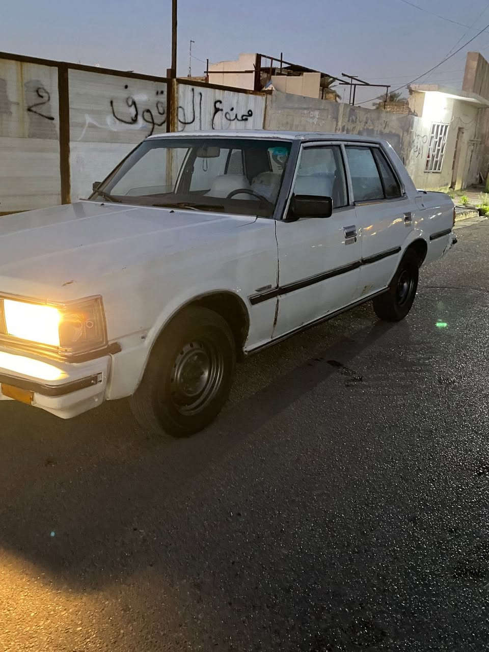 السلام عليكم البيع سوبر 82 سياره حلوه شوفت عينك رقم بغداد  أنكليزي بسمي ثاني يوم تحويل سنويه جديده صدر امامي خلفي جديد محرك VVT 2400 سعر٣٥ عنواني بغداد حي الجامعه أي ستفسار ***********
