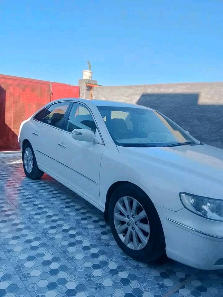 خان بني سعد ديالى تواصل تلي موجوديورز تلي @J_2_0_1_1
ما هو الموديل والسنة للصنع؟: 
موديل سيارة 2009
هل يوجد أي مشاكل ميكانيكية أو في البودي؟: 
صبق بارد بل جاملق الخلفي بس 
ما هو سعر البيع المطلوب؟: 
135ورقه 
أين موقع السيارة حالياً؟: 
خان بني سعد ديالى 