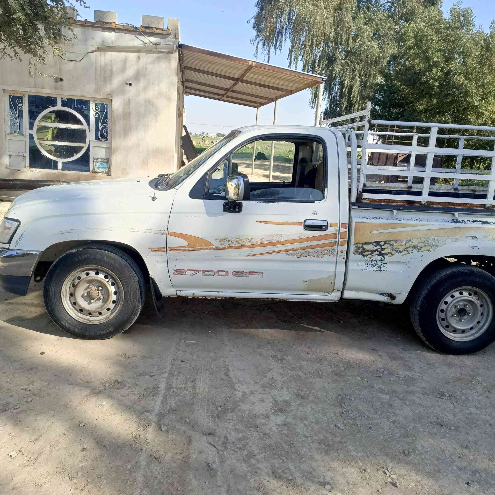 السلام عليكم سياره البيع موديل 2002 محرك مكفول سياره جديده مكان واسط العزيزه استفسار عل الرقم***********
