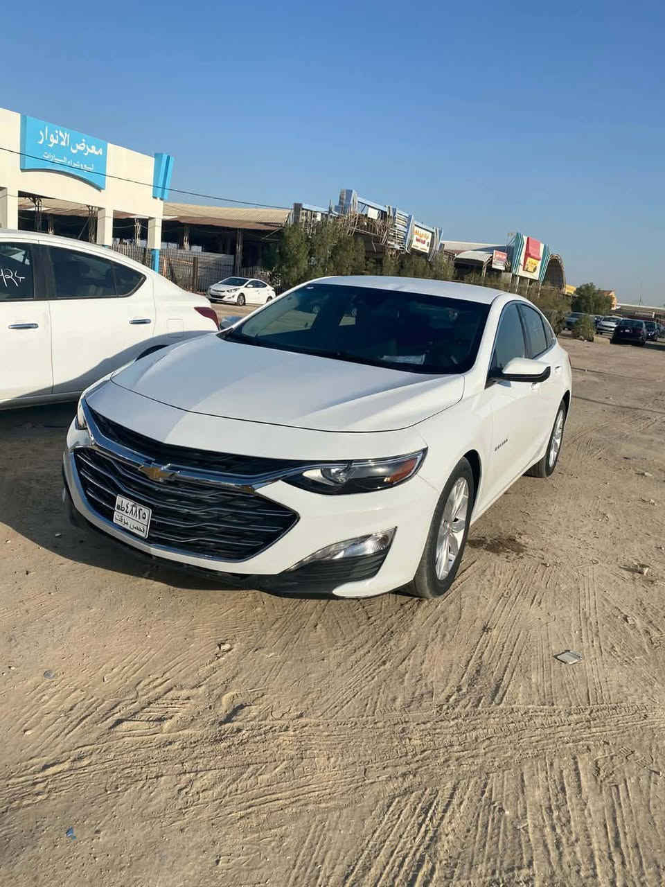 ماليبو 23 مكفوله مكينه وكير ماشيه 40 حادث بنيد موضح بالسونار الشراي يتصل ***********
