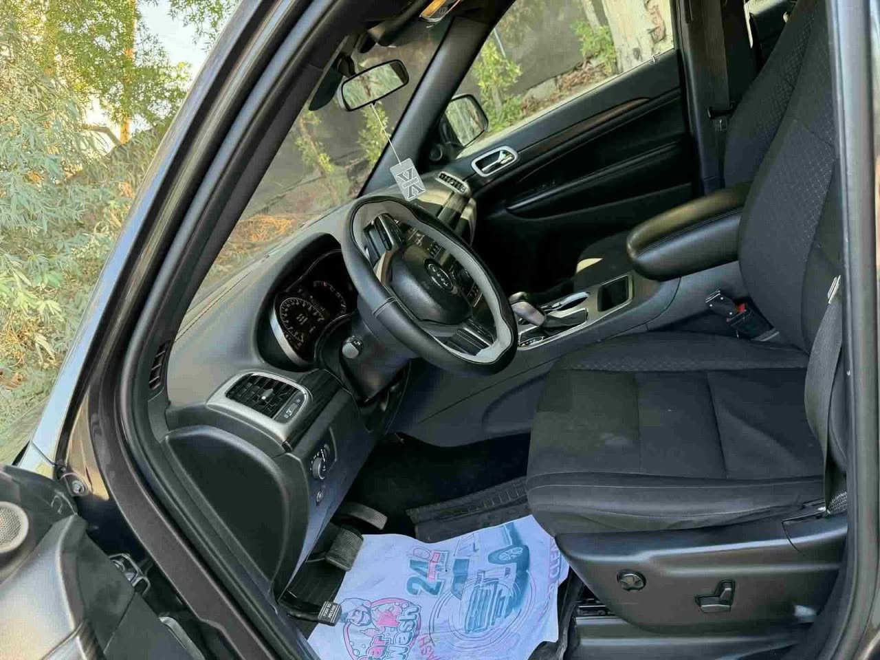 جيب لاريدو 2021
جديدة مابيها نقص برغي 
جاهزه مجهزه مـن كلشي 
وعليها ادامه كامله وعنايه
ماشية 70 ميل مواصفات
تحكم ستيرن رادارات امامي 
وخلفي توقف ذاتي والباقي 
معروف سيارة خير من الله

🟥 

مكاني: بغداد الاعظمية
واتساب وتصال ***********
اتصال ***********
