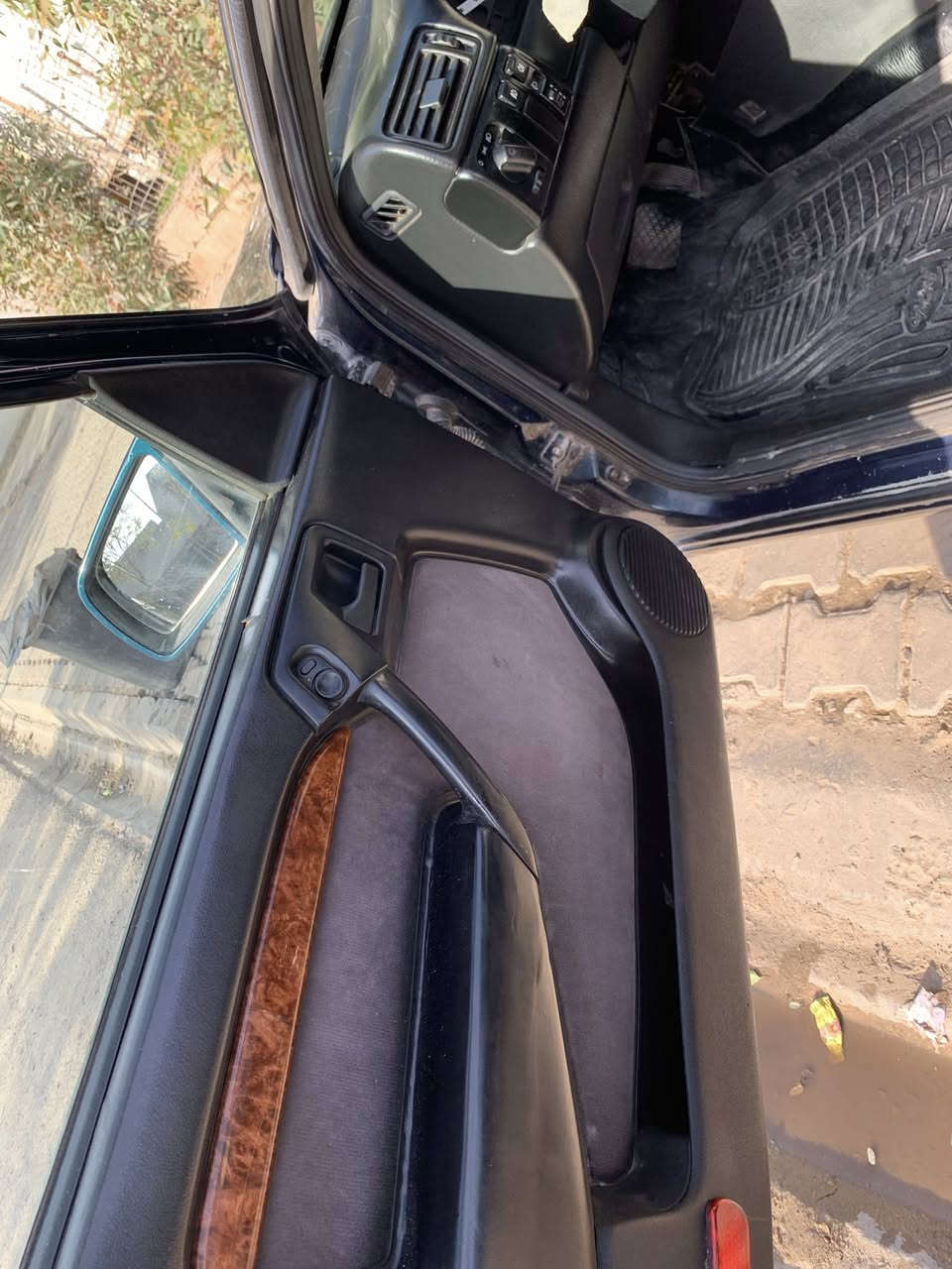 سلام عليكم اوبل فكترا موديل 95 محرك 18 كير أوتوماتيك رقم سليمانية  لوحات إنكليزي فقط صبغ عام للجمالية  الهيلالات بيلادي الكشنات جلد بيلادي  هيتر سنويه جديده
٢٠٣١ أربع جامات كهربائي  صدر جديده تأيرات جديده سياره شرط بدون ضربه بدون خياس شرط السعر ٦٠ بي مجال قليل
عنوان سيارة كركوك شورجة / رقم موبايل ***********
