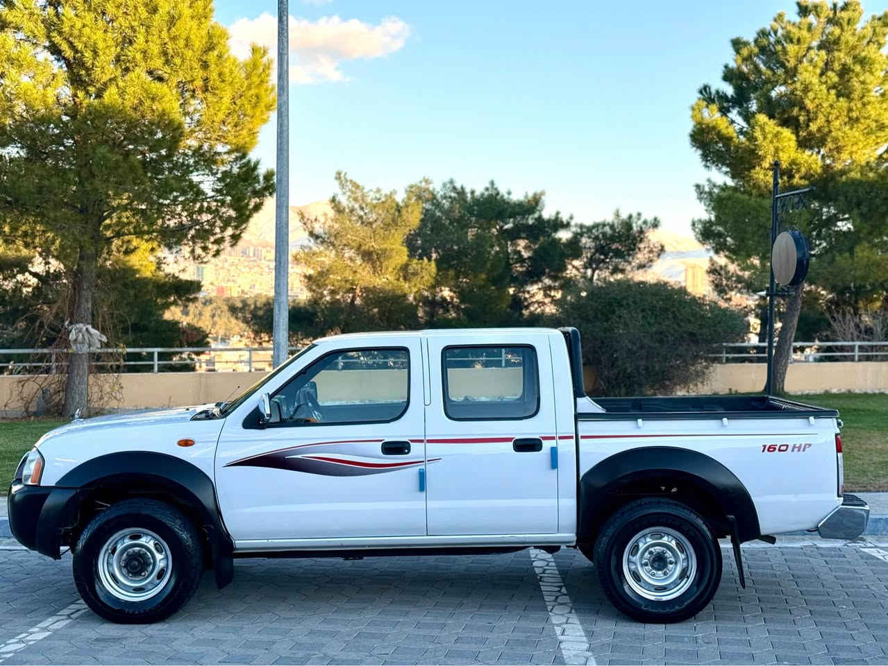 نیسان پیکاب ٢٠١٢ 

دەبڵ ئەکسل 

ناو سور 

٤ جام کارەبا  

گێڕو مەکینەو ئەکسلی بە شەرت 

٢٣٤ هەزار کیلۆمەتر ڕۆشتوە 
 
 سەنەوی و ڕەقەمی تازەیە 

سعری  ١٦٧ $  مەجالی کەم 

                                                        *********** السليمانية, العراق
