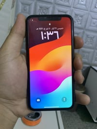 ايفون11عادي لون اسود ذاكره128بطاريه75 جهاز ما مفتوح ابد متروك كامل ملح...