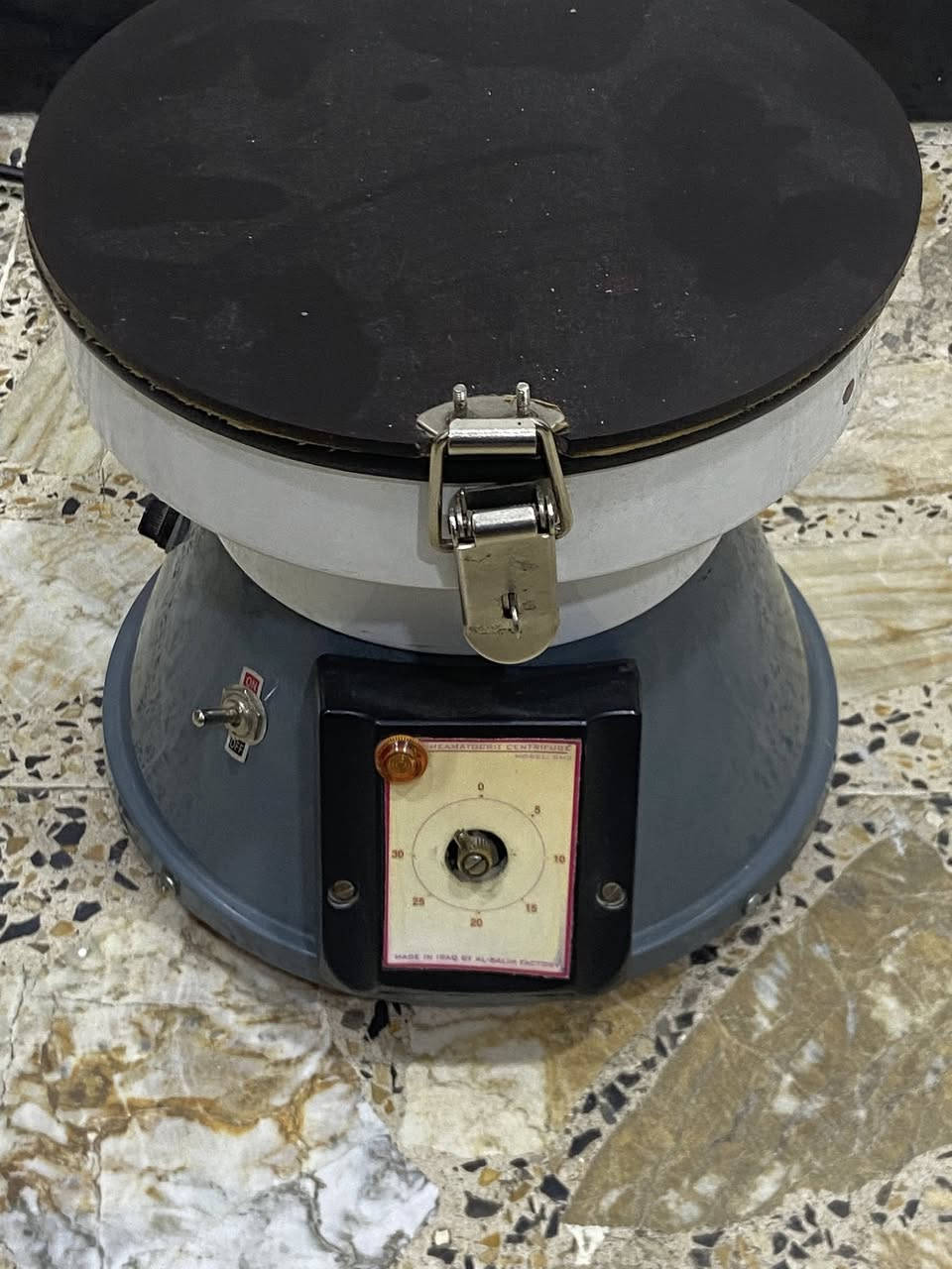 🔬 أجهزة مختبر للبيع بحالة جيدة
متوفر الأجهزة التالية:  
1️⃣ Spectrophotometer (جهاز قياس الطيف)  
2️⃣ Water Bath (حمام مائي مختبري)  
3️⃣ Hematocrit Centrifuge (جهاز الطرد المركزي للهيماتوكريت)  

✔️ الحالة: مستعملة بحالة جيدة  
✔️ صناعة: بعضها صناعة عراقية (معمل الصالح)  
✔️ مناسبة للمختبرات الطبية والجامعات  

📍 المكان: بغداد  
💰 السعر: مناسب وقابل للتفاوض  

للاستفسار أو الشراء يرجى التواصل 

‭0771 785 9105‬
