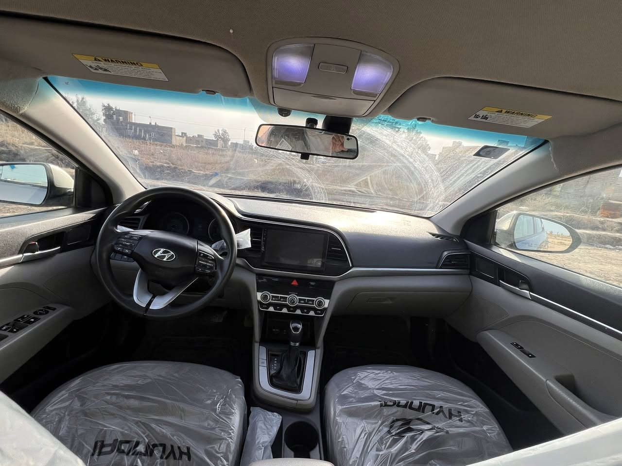 النترا موديل 20 وارد امريكي كير. أي تي رقم ذي قار حره بسمي  جديده السياره بالحقيقه احله من الصور سعرها 125وبيها  مجال بسيط 
الاتصال على الرقم ***********
