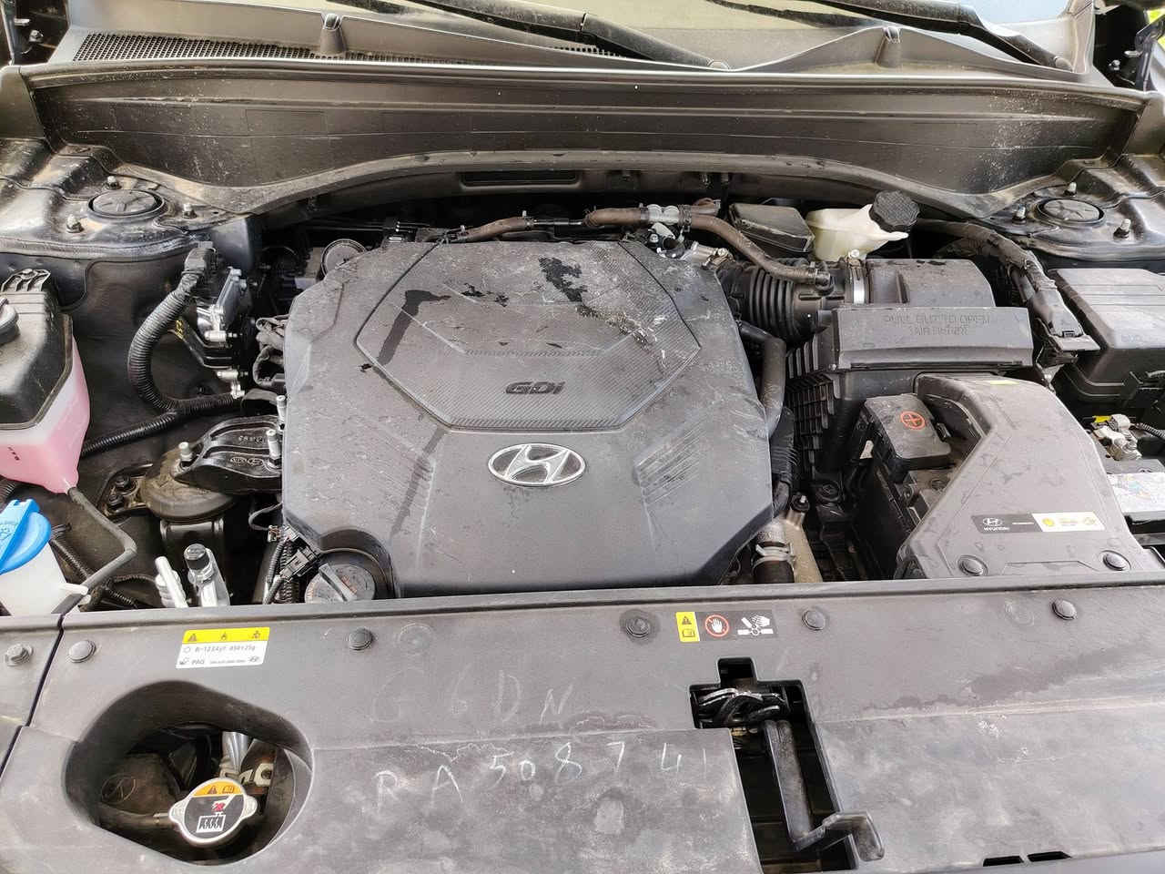 السلام عليكم
للبيع 

هونداي بالسايد فئة  SEL PREMIUM Limited
معروفة هذه الفئة 

اللون أسود مميز

موديل 2025 

عداد المسافة 4000 كم يعني زيرو

مرقم بغداد بأسمي داخلة على كتاب الشهداء 

الضرر 
جانبي خفيف كما موضح بالصور

ارباك بردة وكشن رجعته سستم بلادي
دوشمة أرضية 

المواصفات   
فتحة
4 كامرات 
صندوق ذكي 
كشنات تبريد وتدفئة 
كشن خزن 
داتا شو
لد خفي 
شاحن واي فاي 
كشن الثالث تدفئة 
حساسات 360 درجه 
قيادة ذاتية
هند بريك بصمة
مراية هيتر واشارة ورادار 
بردات ابواب 
تبريد مركزي 
سماعات مركة harman/kardon
بارك فديو 
استيرن تدفئة 
محرك ستة سلندر 3800

السيارة جاهزة من كل نواحي جاهزة وبالعافية عالياخذها 

السعر : 310$ وبيها مجال

العنوان 
بغداد / حي أكد
رقم الهاتف ***********
