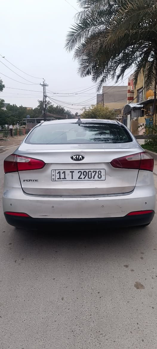 كيا فورتي 2015 بغداد رقم جديد السعر 97 ورقة
محرك دوش 1800 بحالة جيدة
كير AT بحالة جيدة
صدر نظيف جاهز بدون نقص
تخم تاير جديد
ماشية 143 ميل
حادث السيارة في امريكا خلفي بدون ايرباك الايرباك سليم
بيها صبغ الجاملغات الخلفية ومبدل قبق الجنطة ودعامية خلفية
بيها شخوط وطخات خفيفة في العراق
المكان بغداد حي الامين
واتساب
***********
