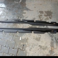 عندي دوسات ام الختم srt مراوس بذفيوزر srt اسود لامع 07707133212