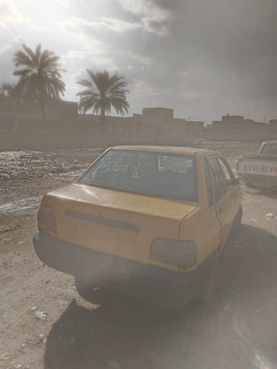 سلام عليكم سايبه للبيع السعر 700 المكان بغداد رقم الهاتف ***********
