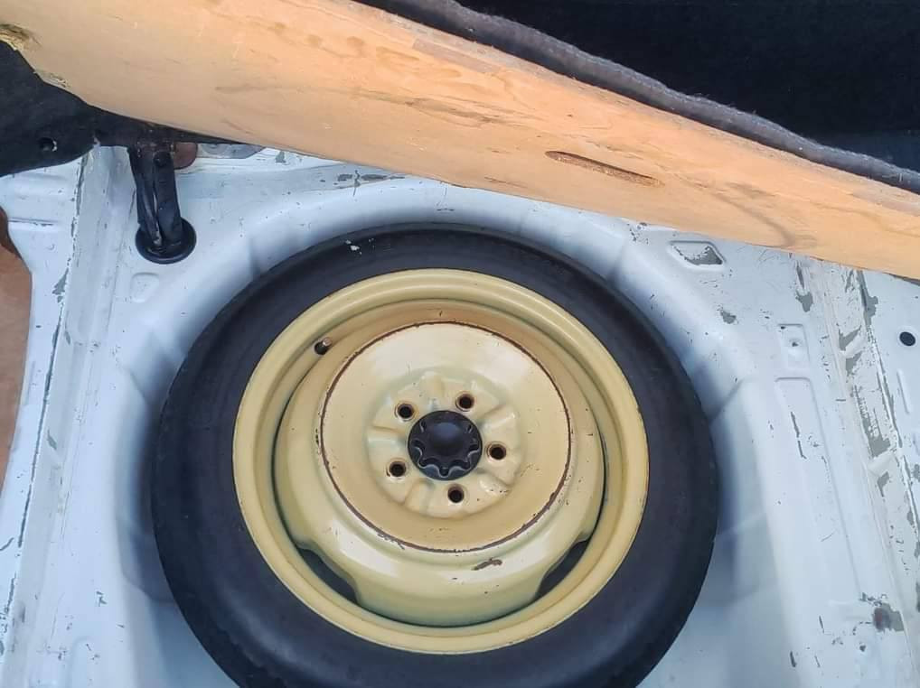 السلام عليكم
تيوتا( راس الثور تكم)  غسق 1998
 مكفوله كفاله عامه  
رقم بغداد انكليزي ب اسمي
مكينه 3000 خير من الله 
سياره جاهزه  مكاني النجف 
السعر اتصل وبخدمتك 
***********
