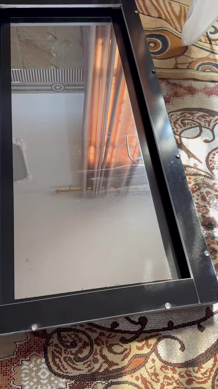 سلام عليكم  شباب  البيع مرايات عداد 2 وحدة زغيرة وثانيه جبيرة بيهن انارة شغالات مابيهن اي ضرار لسعر 140 بيهن مجال
 اتصال او ستفسار *********** 
بغداد شرطه ل خماسه او سوايب
