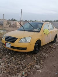 سلام وعليكم سياره للمراوس فقط 07837419224