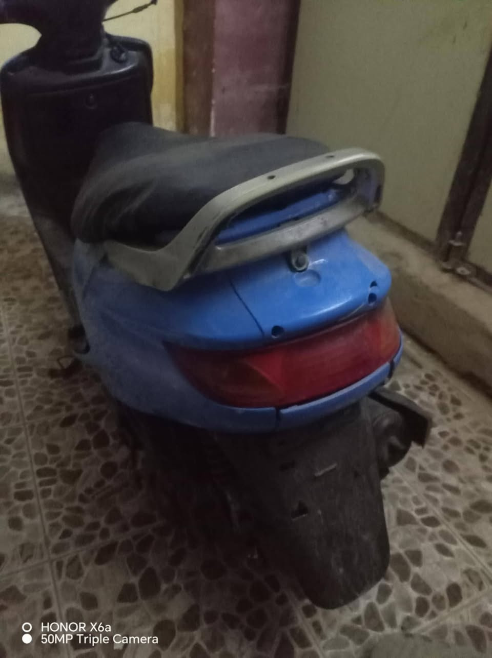 سلام عليكم لبيع دراجة فراشة فحل بي بس ولفات ولباقي كلة كفالة عامة  دراجة طافية ما فارغ اسويهة  لشراي خاص مفتوح ***********
