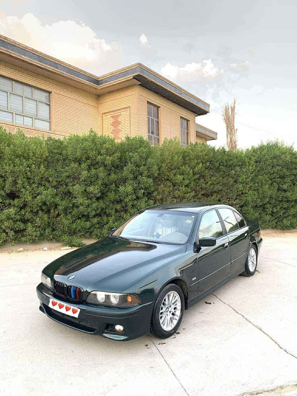 BMW  525   model 2002 
‎فول مواسەفات. ماشاللە لۆک دەبڵ دیجیتاڵ
‎سێ گێڕە (ئۆتۆماتیک ـ عادی ـ سپۆڕت )
‎بەسس سڵایت نیە 
‎گير و مةكينةي و تةبريد بةشةرت ٤تاية و ويلي لوكي لةسةرة  مةنةفست ئةسلي ٢٠٢١داخيل بوة. هةموو گياني بةشةرت.  سةياركة مالي دوستة بي مةسروفة
شوين هةولير
گؤرينةوةش دةكةم بةشتيك بةدلم بي
سعر ٦٩مةجاليكي كةم

بؤ پيوندي كردن تةنها لةوتساب
وتساب ***********
وتساب***********
*********** أربيل, العراق
