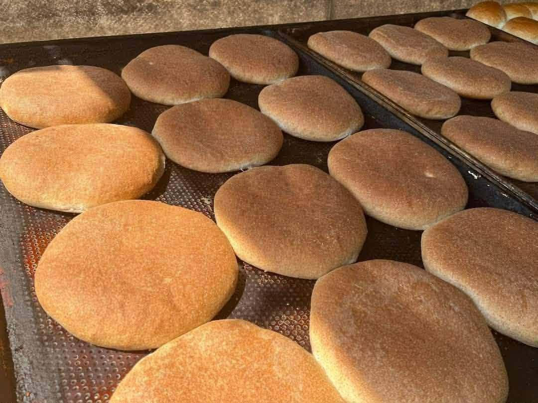 فرن للبيع مستعمل خانتين كل خانه صينية قياس 60× 90
 لجميع المعجنات (بيتزا +كيك+كعك+كليجه+شوي الدجاج والسمك) السعر 650 الف  اتصال على هذا الرقم
*********** مكاني كربلاء حي العباس كربلاء, العراق
