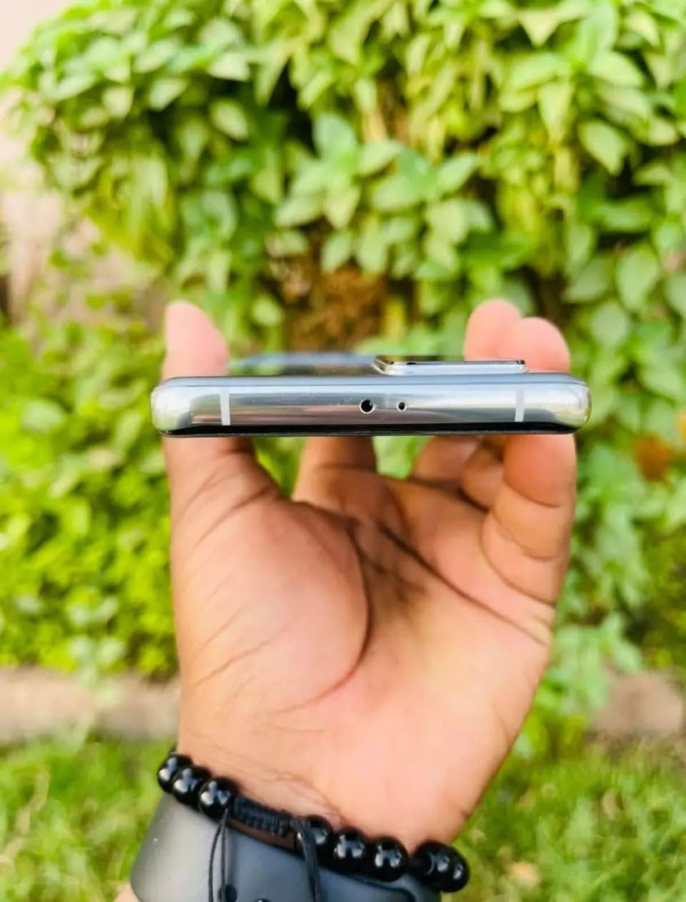 هواوي Huawei P40 Pro 5G سعة 256GB RAM 8G سعر290
...... 

[ Huawei P40 Pro 5G ]   256GB   RAM 8G

شاشة 6.58 Oled منحنيه معدل تحديث 90Hrz💋❤️

المعالج: ثمانى النواة kirin بسرعة 2.86 يدعم 5G😉💗

وشريحة eSIM دبل شريحه 😇👌

شحن سريع Super Fast Charge 40W  👇😌
شحن لاسلكي 27W💪👌

الكاميرا الخلفية Leica : 50  + 40  + 12💜❣️
تصوير 4k مع Periscope و  Optical Zoom💪💐
كاميرا أمامية 32 مع تصوير 4K HDR❣️🌿

بصمة وجه وبصمة اصبع الشاشة وايماءات حركة 
ريموت ذكي IR

للمراوس ويا ايفون
للبيع 290
جهاز لوك فقط فطر ناعم وما يبين
***********
