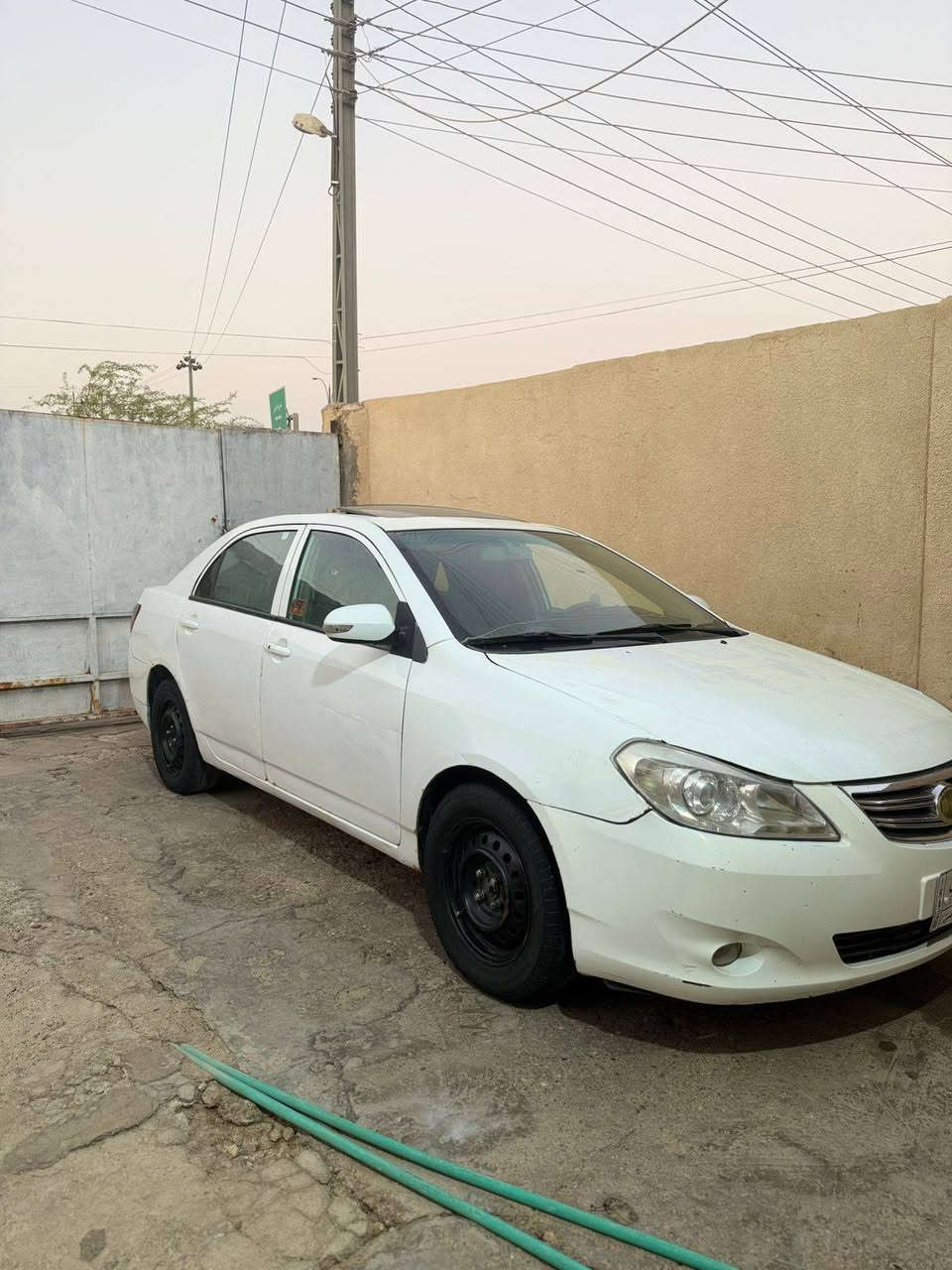 سلام عليكم ورحمه الله وبركاته سياره للبيع بي وايدي سعر ٣٥ سياره بدون كلك فول مواصفات  كير وتو ماتيك مكاني العماره علي الغربي رقم تليفون ***********
