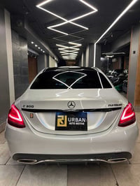 C300 AMG • ٢٠٢٠ • سقف بانوراما