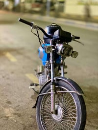 ايراني للبيع مكينه ١٨ استيرن رياضي  شاصي ٢٣  كلجات جديده تايرات جديده ...