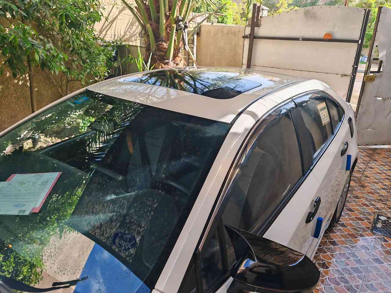 السلام عليكم
كورلا هايبرد 2024 للبيع
ماشية 30 الف
السياره كفالة ماعده رصعيتن صغار موظحهن بالصور
بصمة
فتحة
كشنات جلد
ارضيه مغلفة جلد
عده كاملة
تحويل مباشر
مكان السيارة حي الجامعة
***********
السعر 146 وبيها مجال
