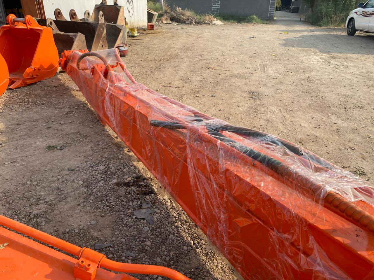 السلام عليكم للبيع جبابه هيتاشي 16 م  كوري اصلي ابو الغفل العنوان واسط العزيزيه الشارع العام محلات بيت زهلول الادوات الاحتياطيه للحفارات الهيتاشي *********** 
***********
