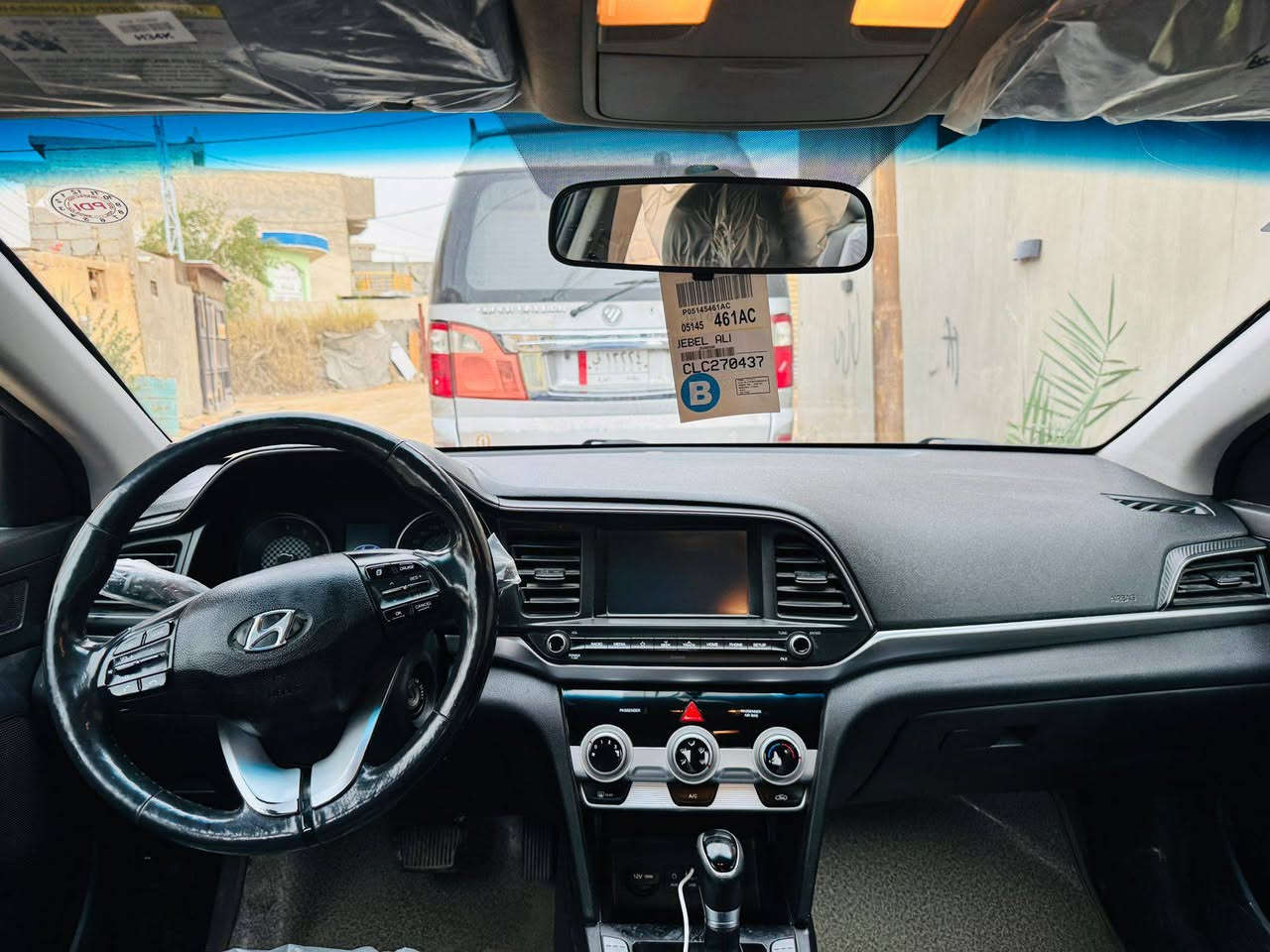 سلام عليكم من رخصت الادمن النترا موديل 20وارد اكلين بدون حادث لاضربه ولا تبديل بيه بارد باجاملغ شبر والباب جهت السائق مكاني كربلاء سياره فول ماعده ابصمه والفتحه استفسار علا الهاتف *********** رايده 132مجال قليل صور امريكا بالنشر
