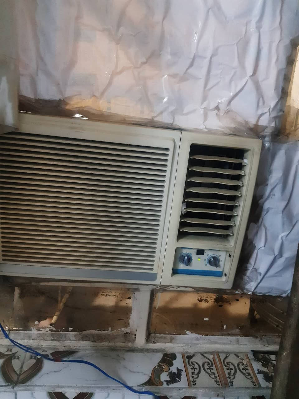 للبيع مستعجلين مكان بغداد الدورة    ***********
