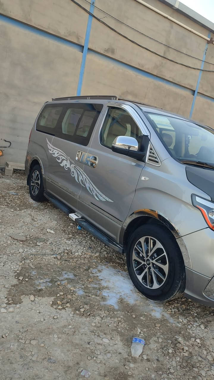 السلام عليكم ستاركس مسكر  موديل 21
مكفوله كفاله عام 
رقم بابل انكليزي 
بس البيع 
رقم الهاتف ***********
