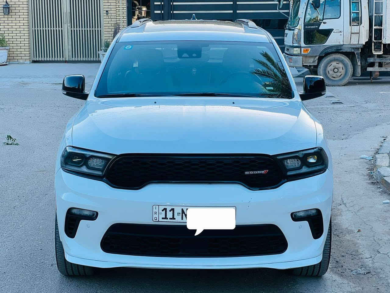 للبيع دودج دورنگو
🟢Dodge Durango 2023 GT🟢

حجم المحرك V6 سلندر (3.6L)

🔴عدد المقاعد 7

🔴(سيارة بارد فقط بدون تبديل) 

🔴(السعر/315 ورقة)

🔴المواصفات:

بصمة تشغيل عدد 2

بصمة أبواب

تشغيل عن بعد (Remote Start)

صندوق شفط كهربائي 

رادار امامي (تحديد مسار)

رادار جانبي (نقاط عمياء)

رادار خلفي (التحذير من الاصطدام)

اوتو ستارت Auto Start 

اوتو ستوب Auto Stop

كشنات جلد+خزن ميموري

كشنات تدفئة تبريد

استيرن تدفئة

شاشة كبيرة لمس

حساسات خلفية+ كاميرا 

وضعيات القيادة

شفتات استيرن+تحكمات استيرن

مانع انزلاق+ABS

منافذ AUX+USB

الضرر كما موضح بالصور

السيارة مرقم بغداد بسمي 

موبايل : ***********
