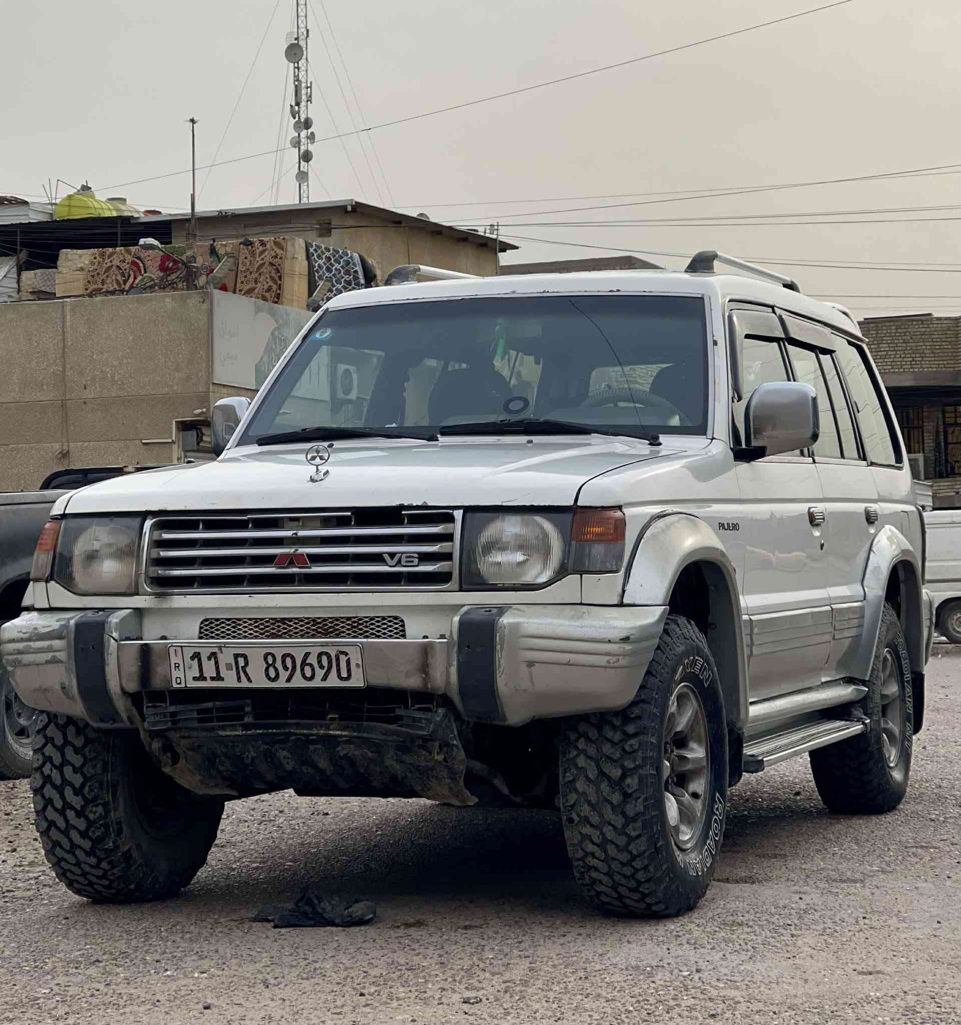 السلام عليكم باجيرو فول مواصفات موديل ١٩٩٥ رقم بغداد جديد كير مكينة صدر خير من الله التبريد موجود شغال نقص فقط بوري كمبريسر سيارة بدون صبغ بدون حادث فقط طخطخات بسيطة وارد خليجي سيارة بلادية قوية وعالية السعر ٥٥

 رقمي سيد علي

***********
