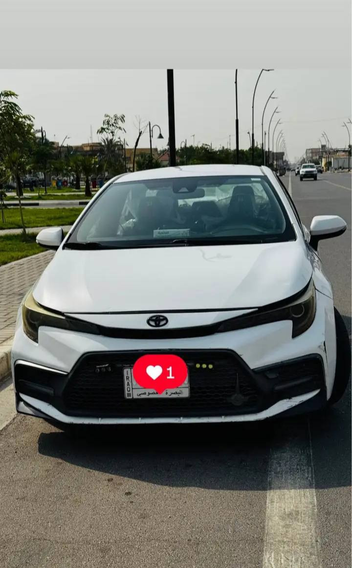 السلام عليكم 
كورلا 2021 وارد امريكي ضربتها كلش خفيفة موضحة بالصور فقط دعامية و قليل من البنيد  ماشية 77 الف 
بيها صبغ قطع كلير 
ثلاث انظمه قيادة 
شاشه كامرة  
رقمها بصرة معوقين 
تبريد ثلج كير جديد مكينة تخبل 
السعر 130 و بيها مجال مكان بصرة 
*********** البصرة, العراق
