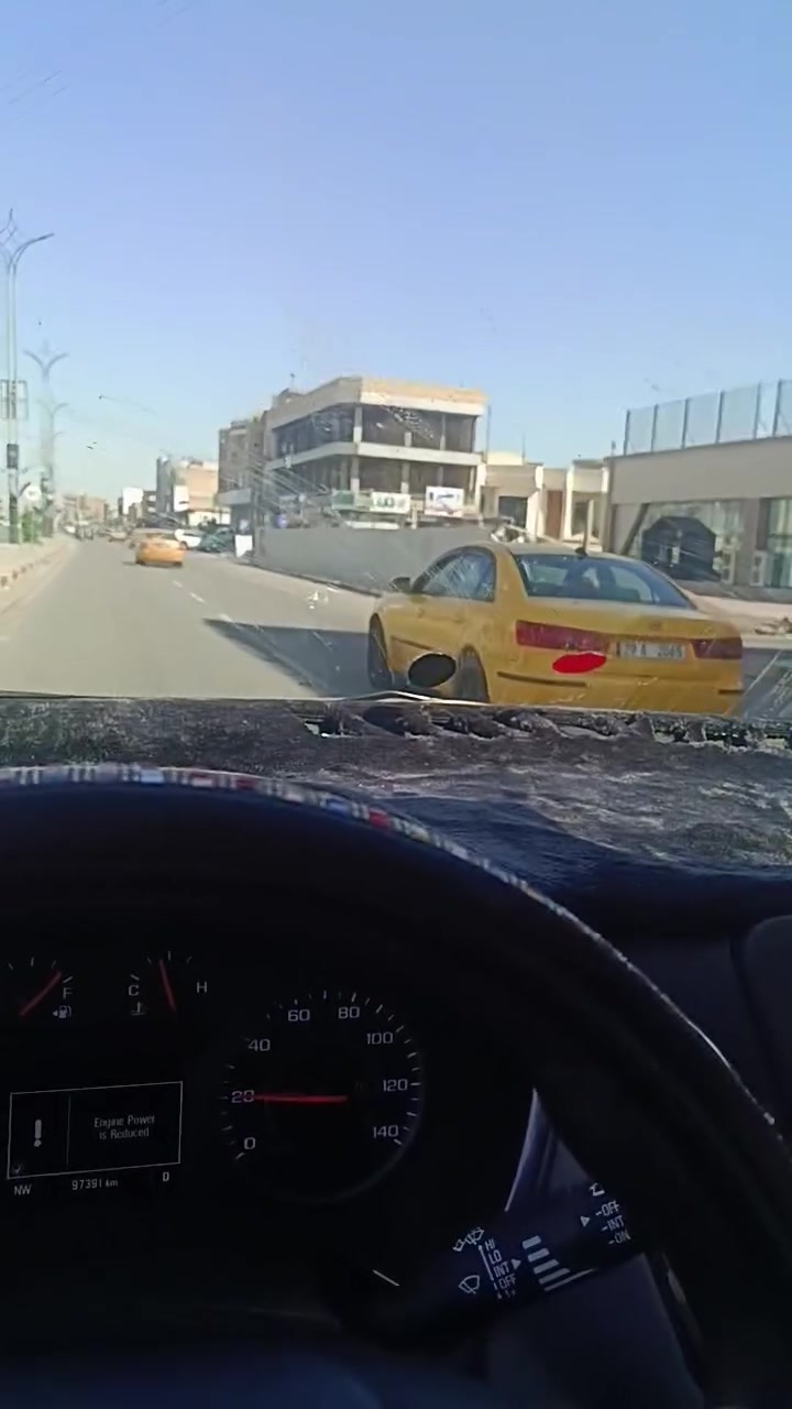 السلام عليكم... بنات لفت انتباهي عدما ينشر منشور لطلب كابتن لتعليم قياده السياره اكو بعض التعليقات تكتب (الكابتن تعلم بس الاساسيات )راح اشرح الاساسيات
السلام عيكم ...بنات لفت انتباهي عندما يطلبون كابتن لتعليم قيادة السياره بتعليقات يجاوبون الكابتن تعلم بس اساسيات اتعلمي انتي من النت او احد يعلمج من اقاربج اريد اوضح لحضراتكم الاساسيات 
اساسيات تعليم قيادة السياره
اولا ..السيطره على السياره
ثانيا ..القواعد المروريه
ثالثا.دراسة الشارع
اولا ..السيطره على السياره
ويقصد السيطره التامه على كيفية استخدام البريك والبنزين بما يناسب وضع السياره وقياس الظغطه لكل منهما في الوقت المناسب...اضافة الى معرفة الاشارات مقايس السياره
اجزاء السياره وطلبعا هناك الكثير الكثير.
ثالثا...دراسة الشارع ومنها الشوارع الفرعيه.. الشوارع الرئيسيه..الشوارع الرئيسيه التجاريه الدوار والقصد معناه الفلكه واختلاف الحجم طبعا اله تاثير بدخول والاخروج منها....معهد العلا لتعليم قيادة السياره في واسط يعلن عن تعليم مجاني للطبكه ورجوع وكون بسيارته الخاصه وراح يكون الحجز للاسبقيه على الوات ساب ..***********

السلام عليكم... بنات لفت انتباهي عدما ينشر منشور لطلب كابتن لتعليم قياده السياره اكو بعض التعليقات تكتب (الكابتن تعلم بس الاساسيات )راح اشرح الاساسيات
