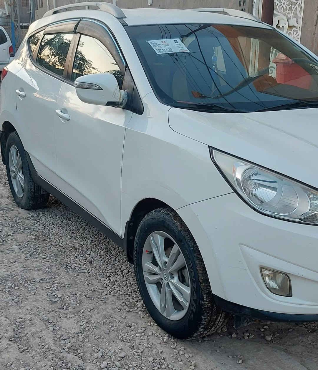 توكسان موديل2011
السيارة كاملة مكينه مكفولة وحدادية جديده وكير مكفول السيارة بيها اماكن صبغ السعر 135$ مع المجال

 و رقمها اربيل والسيارة نظيفه وحلوة مال جناي
مكاني الديوانيه

 للاستفسار 

***********
