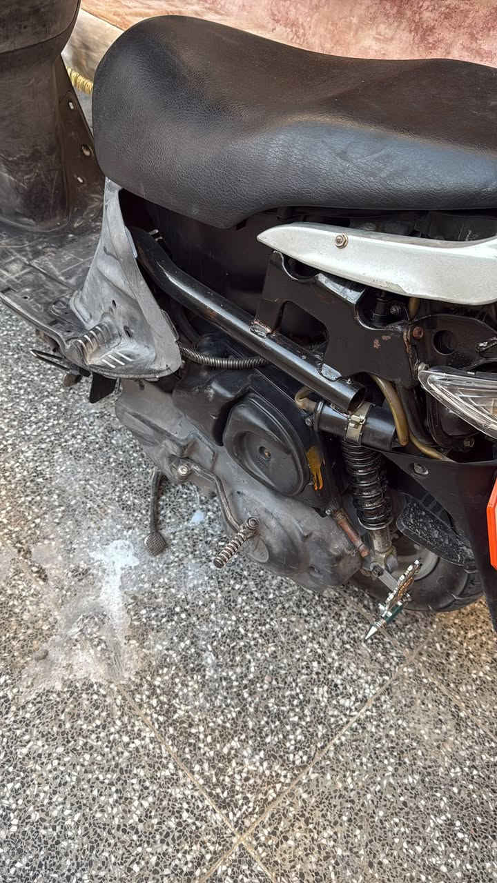 للبيع دراجه حاويه ما مفتوحه السعر 550 وبيه مجال الخاص مفتوح


**إذا كنت صاحب هذا الإعلان وتريد حذفه لأي سبب، رجاءا أرسل رسالة إلى الدعم الفني**