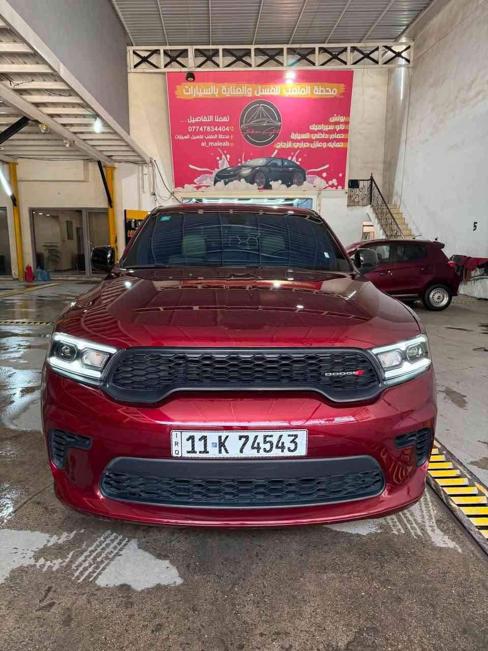 دوج دورنكو 2023 GT للبيع ❤️🔥
السيارة ماشية 24 الف ميل 
مغلفة ppf 🔥 و كاملة مابيها اي نواقص و من ناحية كير مكينة صدر حدادية كلة جديد و بلادي و مابيها مصرف 
حادثها من امريكا فقط
 ( صندوق مبدل و مصبوغ ) بدون ايرباك 🔥 
و هنا صار بيها طخة بسيط بيدي
 (جاملغ مبدل نفس اللون و ربع البنيد صبغ )
 بدون شواصي او لغود ❤️
رقم بغداد تحويل ثاني يوم 
مكان السيارة بغداد زيونه 
السعر 26,700$ و بيها مجال بسيط للشراي 
للتواصل ***********
