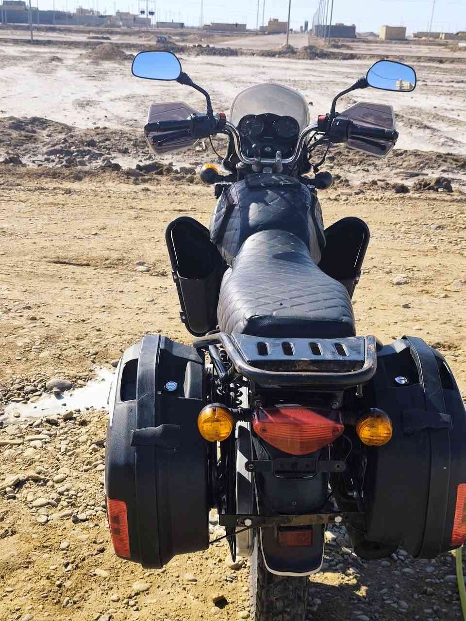 سلام عليكم 
بوكسر للبيع موديل 22 شهر 12
مكينه مجفته مره وحده تجفيت شركه 
مرقم سنويه 
السعر 1900 بيه مجال بسيط 
العنوان ماجديه 
متواجد خاص 
رقم ***********
