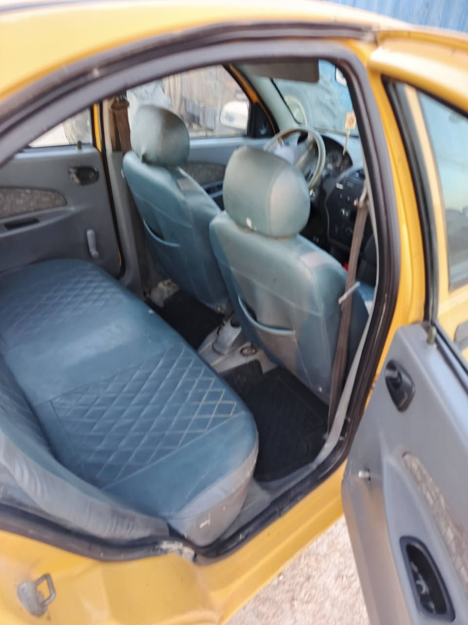 سلام عليكم
طيبه موديل 2015 رقم جديد نكليزي سنويه جديده 2030  تبريد حداديه تخم تاير محرك جديد كيرجديد 
مصفره هيئه وغرامات جاهزه من كلشي 
مكاني بابل الحله ناحيه ابو غرق قرب مجمع الكوثر 
السعر 38وبيه مجال حك جيه 
رقم الموبايل ‏‪***********‬‏
اخوان اني مكلف بنشر الحد يراسلني ابد
