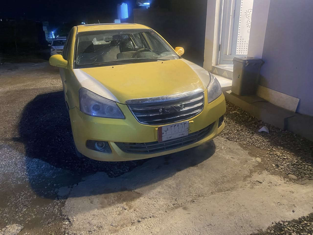 E5للبيع موديل 14 كير مكينه نحله رقم بغداد تبريد شغال مابي ضربه قويه بس طخه موضع بصوره سنويه 27 بشرط تحويل نقصها مشط او تك بك لايت 
سعر 38 
عنوان ديالى خانقين 
اتصال ***********
